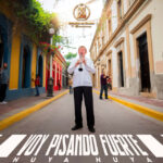 Banda Estrellas De Sinaloa De German Lizarraga - Voy Pisando Fuerte